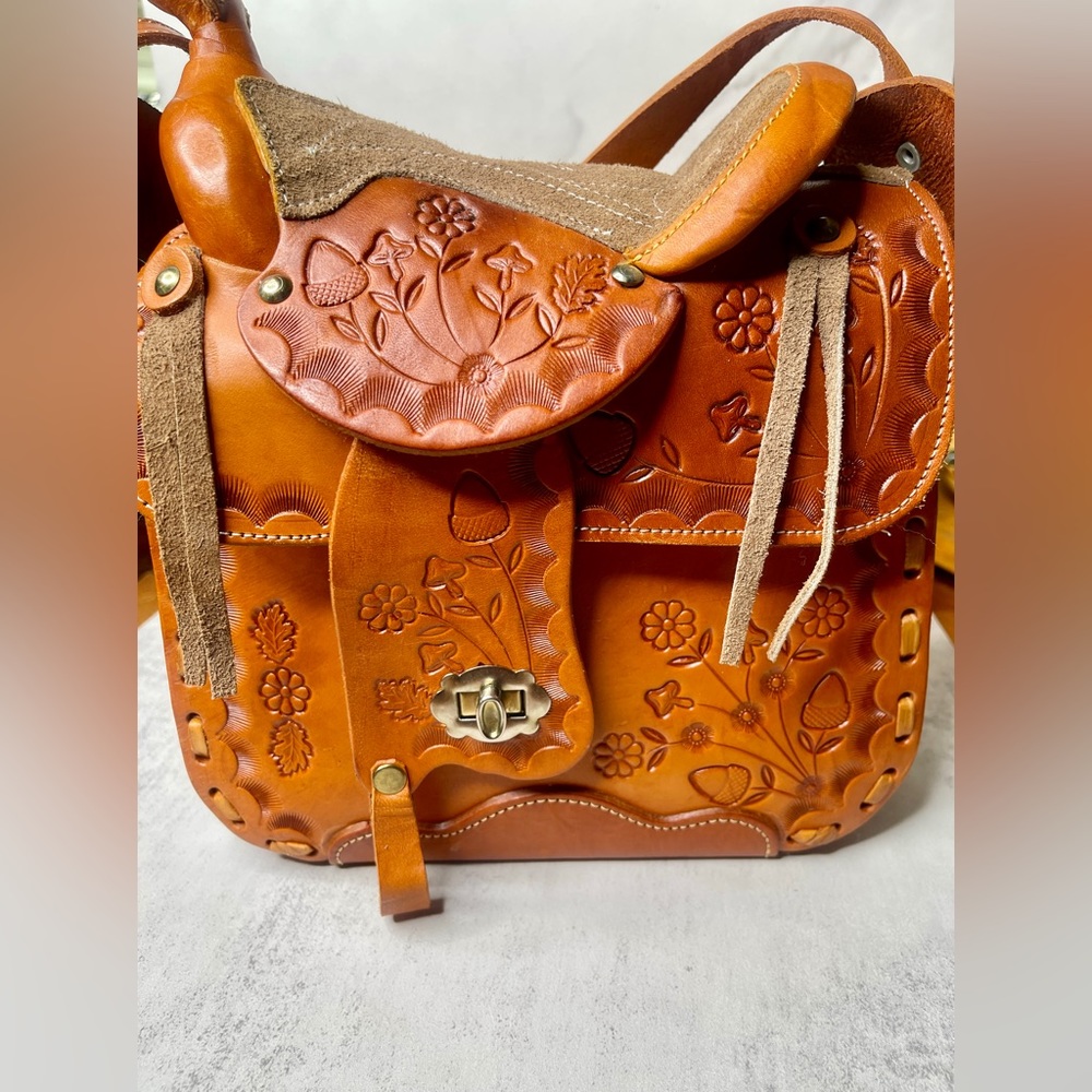 Authentic Leather Western Vintage Hand Tooled Horse Saddle Purse Made in Mexico